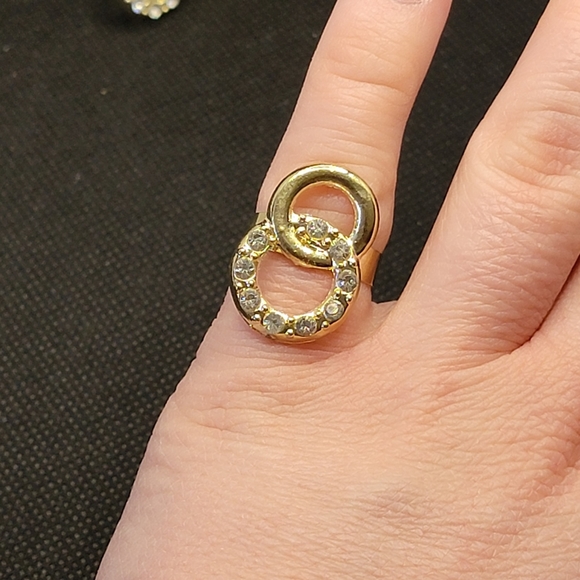 Gold Statement 3 Piece Set Luxurious Necklace Earring ring Matching Jewelry - Picture 9 of 13